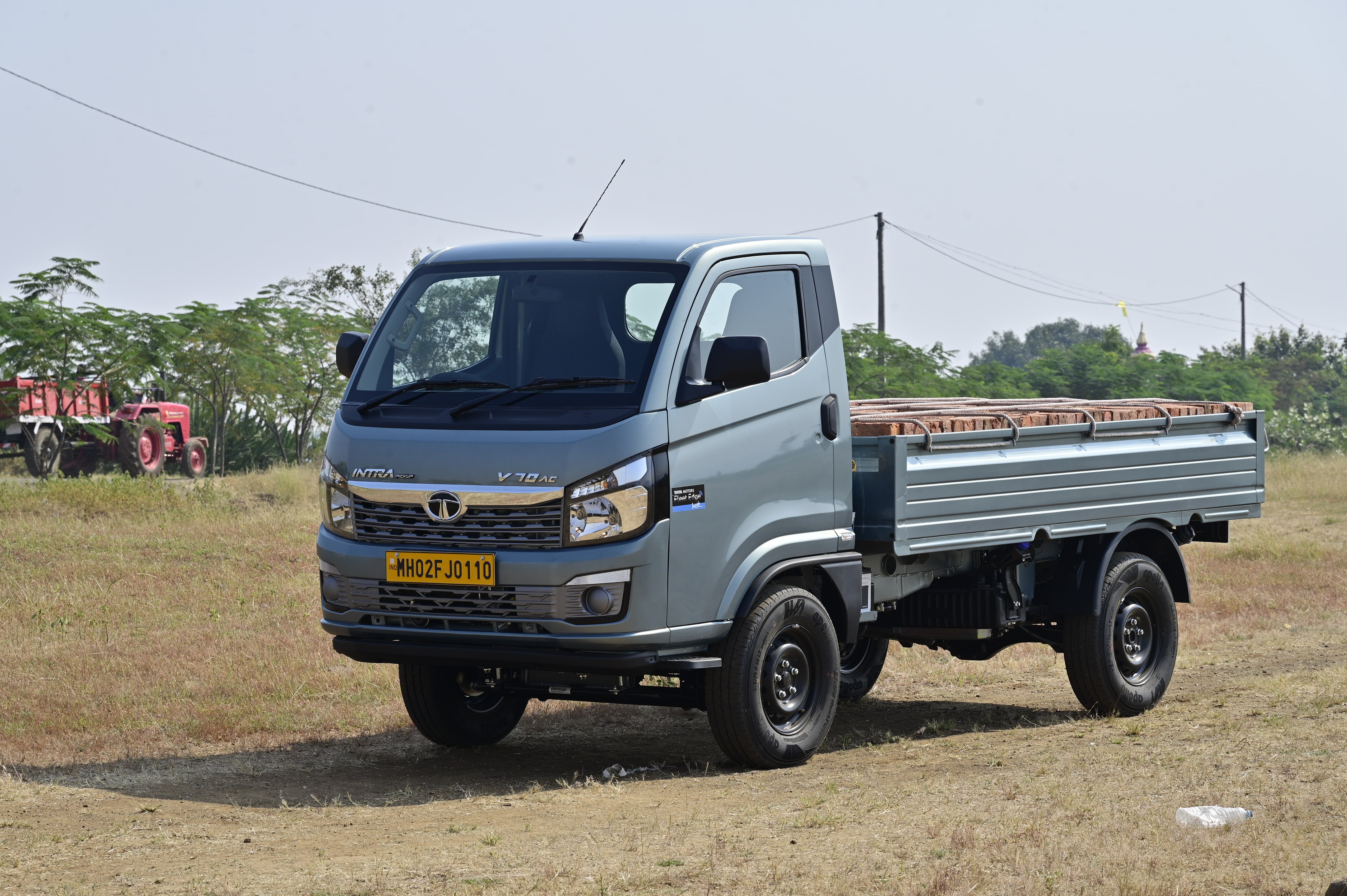 Tata Intra V70